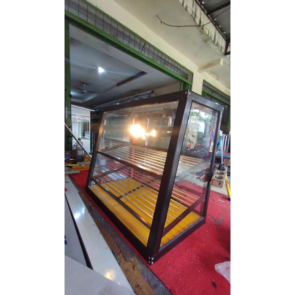 etalase fried chicken/Showcase makanan/food display