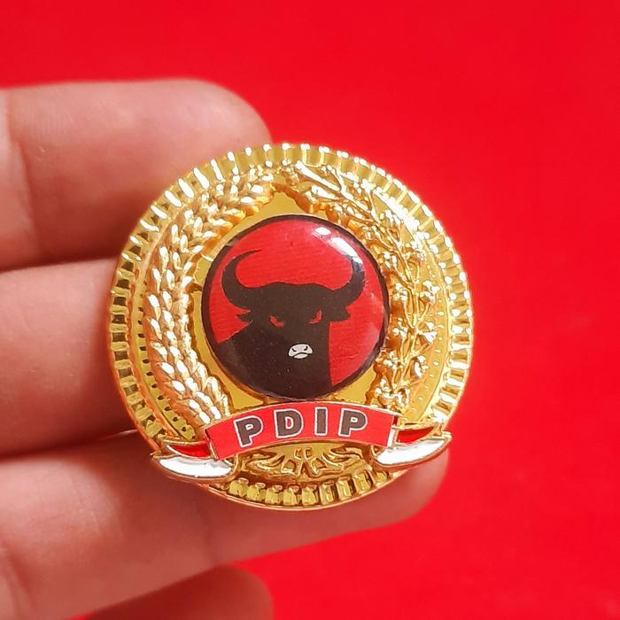PIN PARTAI PDI PERJUANGAN / PDI P