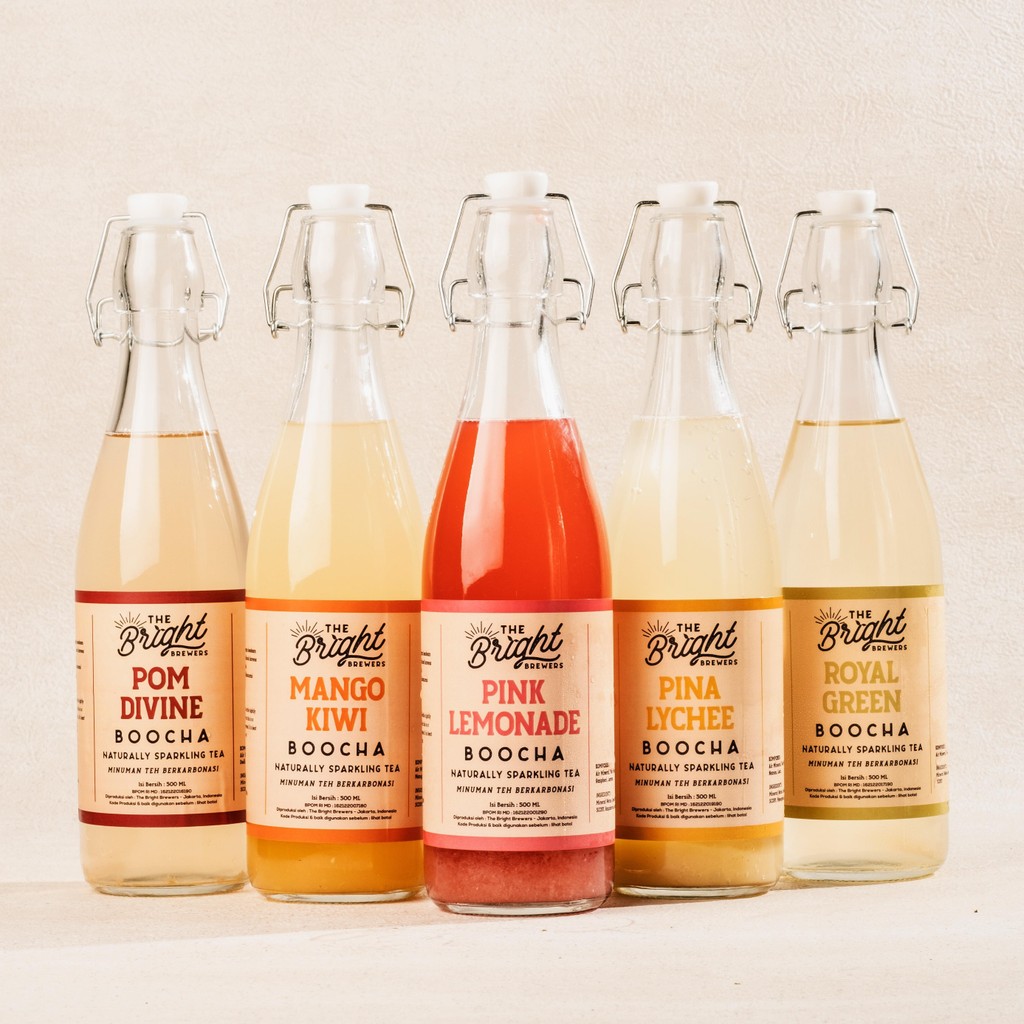 

Kombucha Teh Fermentasi The Bright Brewers Bundle 5 botol 500ML - Pom Divine - Mango Kiwi - Pink Lemonade - Pina Lychee - Royal Green (Rasa Delima-Mangga Kiwi-Raspberry Lemon-Nanas Leci-Teh Hijau Original)