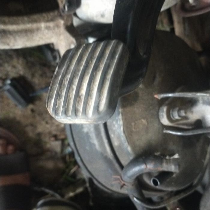 karet pedal gas,rem dan kopling hyundai Trajet
