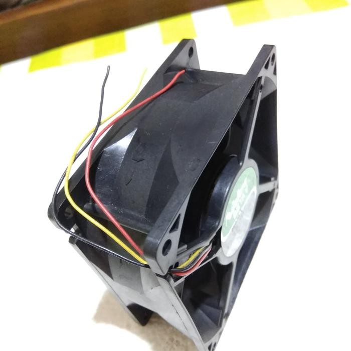 Kipas blower Nidec 9cm 12V 1A