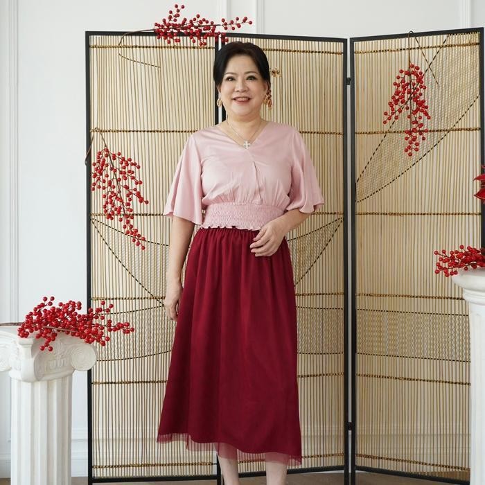 (Victoria Wear House) Jisoo Crop Top Blouse Baju Atasan V Neck Lengan Terompet Pinggang Karet Bahan