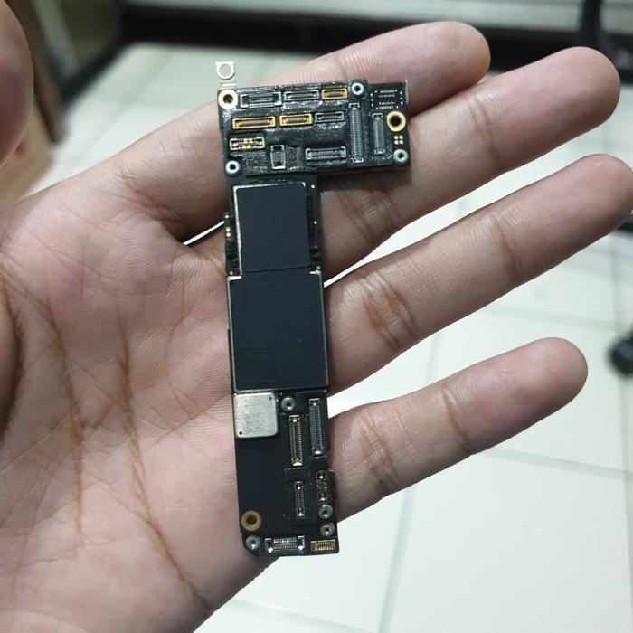 mesin iphone 12 pro hidup