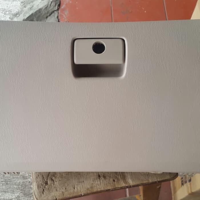 Tutup Laci Bawah Innova Lama