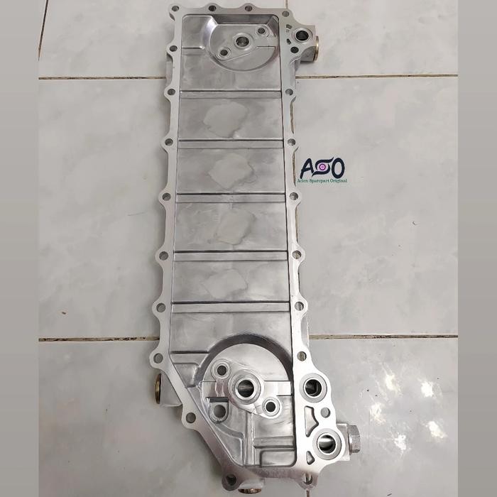 Jual Oil Cooler Cover Fuso 6D22
