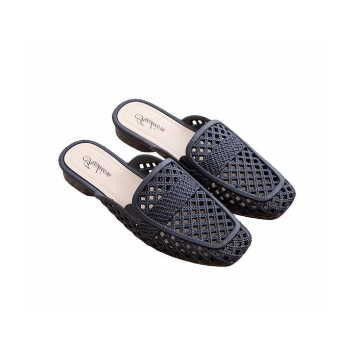 

Pilihan- Okaido Official Sandal Mules Wanita Model Korea Style Elegan Kekinian Jelly Karet
