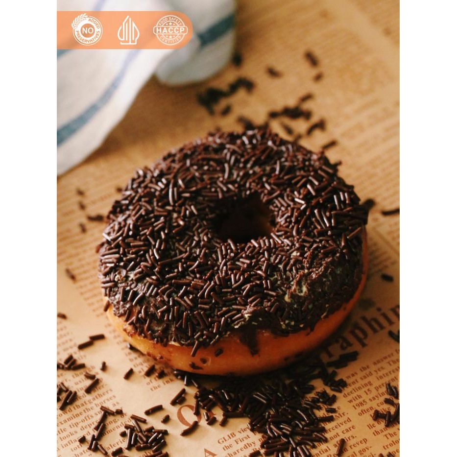 

Pilihan- Chocolate Donuts - Misol Pastry & Bakery