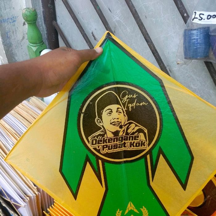 LAYANGAN SUKHOI SUPER LILITAN