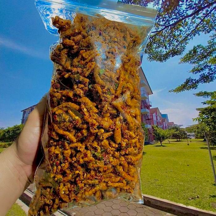 

CEMILAN 1KG - USUS AYAM KRISPY PEDAAS DAUN JERUK DAN ORIGINAL KRIUKK SNACK FOOD KERING USUS PEDAS