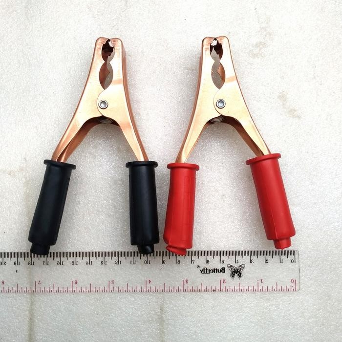 jepit aki besar/ jepit jumper aki jumbo/ jepitan accu mobil