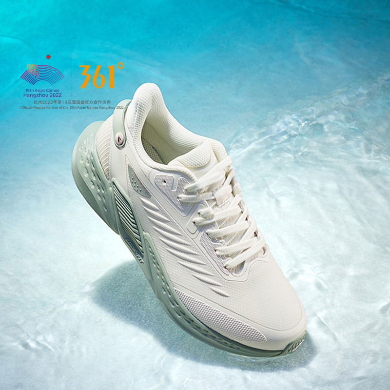 361 Degrees NEW Rainblock Women Running Sport Shoes Water Repellent Technology Q Bomb Reflective Nig