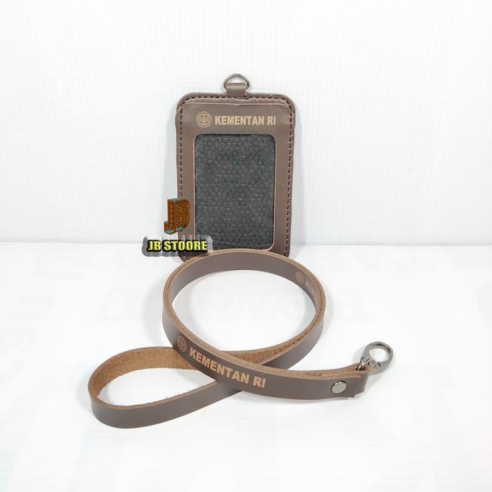 

Tempat Id Card KEMENTAN Gantung / Id Card Holder Kementan Kulit / name tag kementan kulit