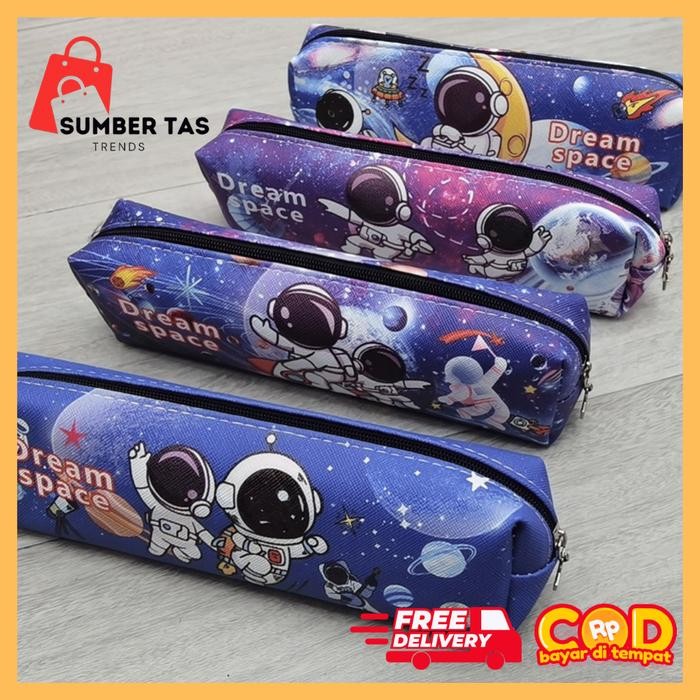 

Tempat pensil gambar ASTRONOT SPACE SOFTCASE anak laki-laki pencilcase anak sekolah TK SD motif