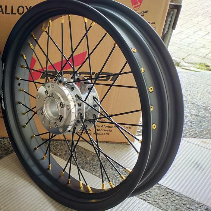 Velg Depan Rossi 300 Ring17 Tromol Depan Vixion New Vixion Old Scorpio