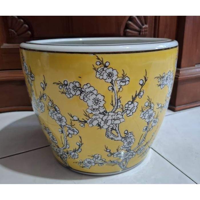 Pot Bunga Keramik Cina Yellow Motif Bunga Sakura Size XL