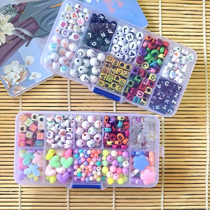 

New Paket Box DIY Meronce Manik Mote Huruf Gelang