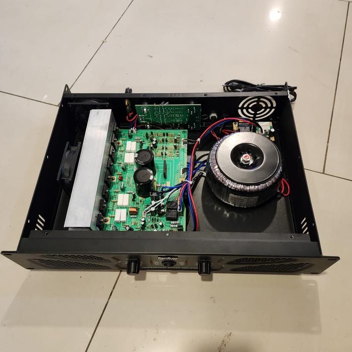Power Amplifier Firstclass FC A2200 / FIRSTCLASS FCA2200 / FCA 2200