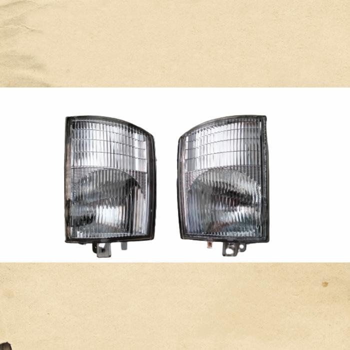 SEIN LAMPU RITING DEPAN KECIL TRUK CANTER