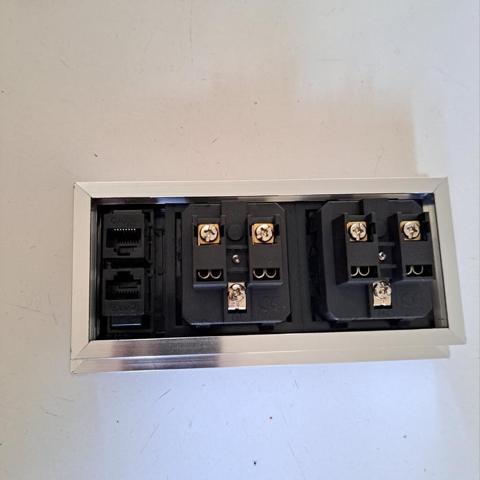 Terbagus Stop Kontak Meja 2 Stop Kontak Power 16A 2 Lan Cat6 Terlariss 