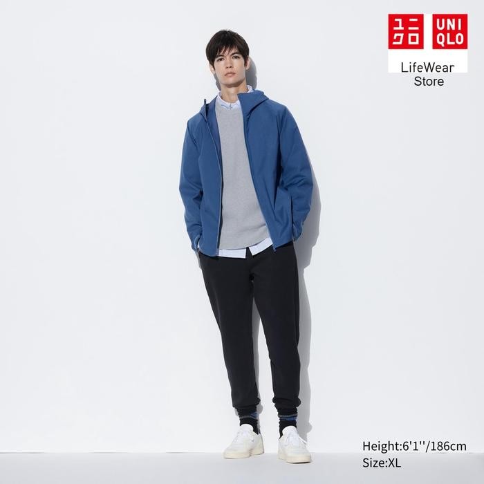 Uniqlo BLOCKTECH Jaket Parka (Potongan 3D)