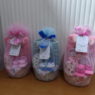 Parcel bayi baru lahir PAKET HANDUK CUPCAKE / kado kelahiran bayi cewek cowok hampers bayi unik mura