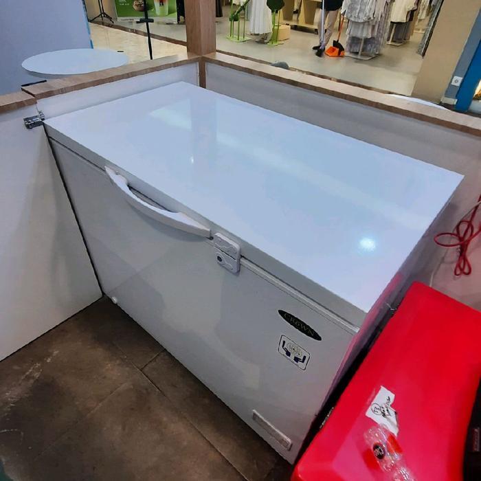 chest freezer crown bd350 lemari pembeku bekas