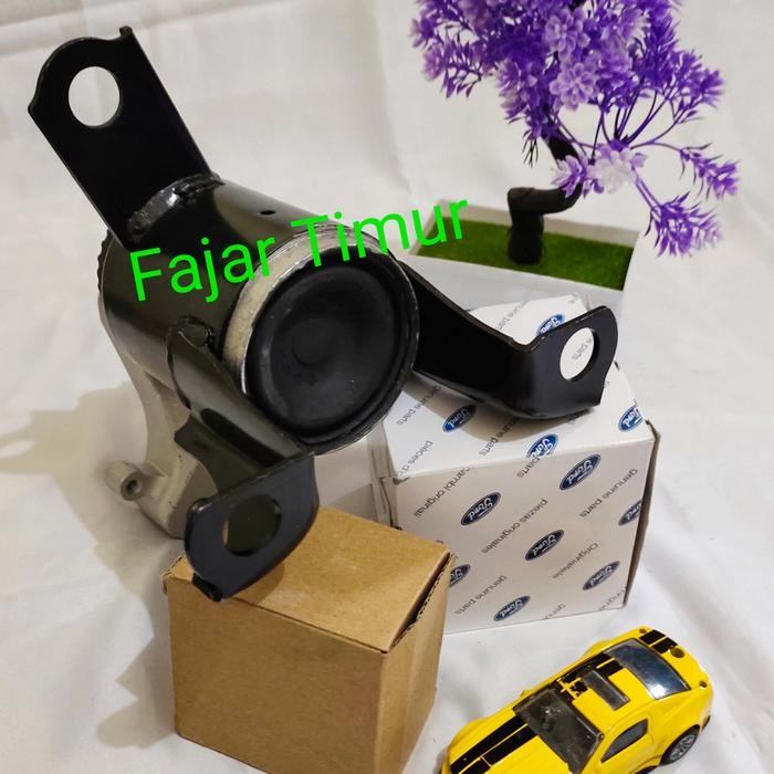 Engine Mounting Kanan Ford Fiesta Fomoco Oem