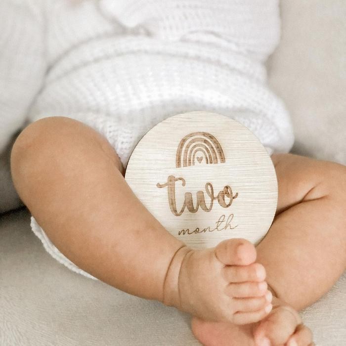 

DISKON Wooden Milestone Card Ethan + Nathan / Name Plaque