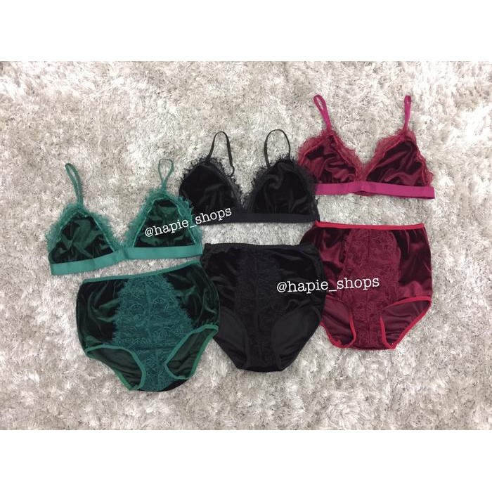 Femme Fatale - Bra Set /Lingerie /Lingerie Set/Bra /Tank Top Velvet