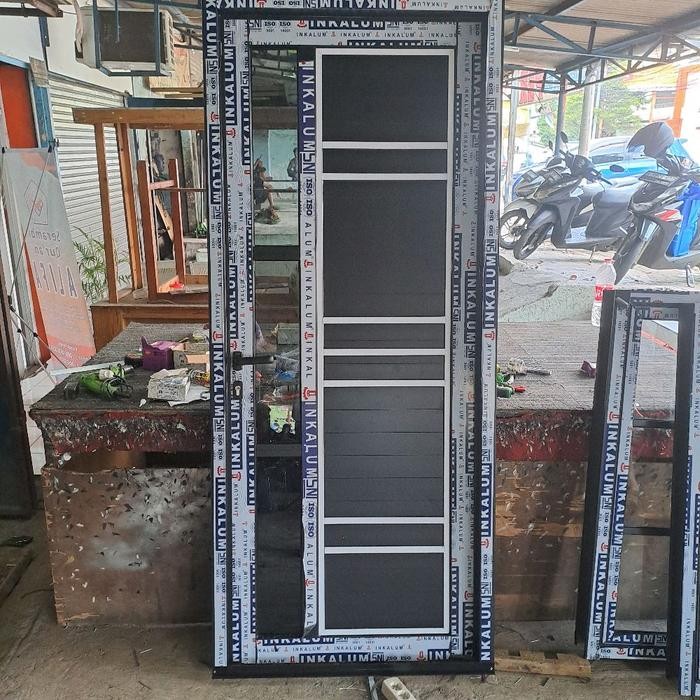 Pintu Kamar Tidur Aluminium Kaca