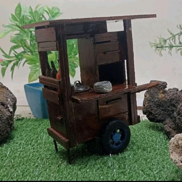 STOK TERBATAS  MINIATUR GEROBAK MIE AYAM PVC BAHAN PVC BOARD TERJANGKAU
