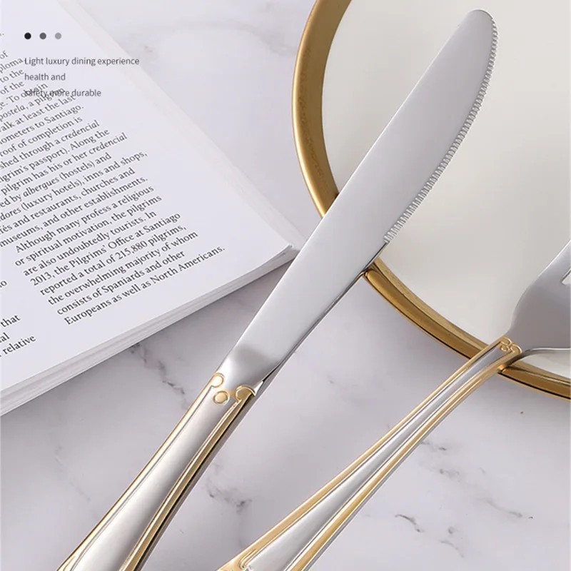Golden Cutlery Set,Luxury Retro Western Flatware Set,Dinner Serving for 6,Includes Spoons,
