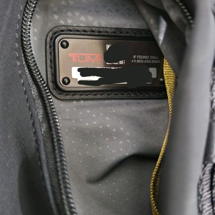 TUMI Tahoe Bozeman Sling Bag Black Yellow Original Registered Tracer Kondisi 90% Preloved Pribadi