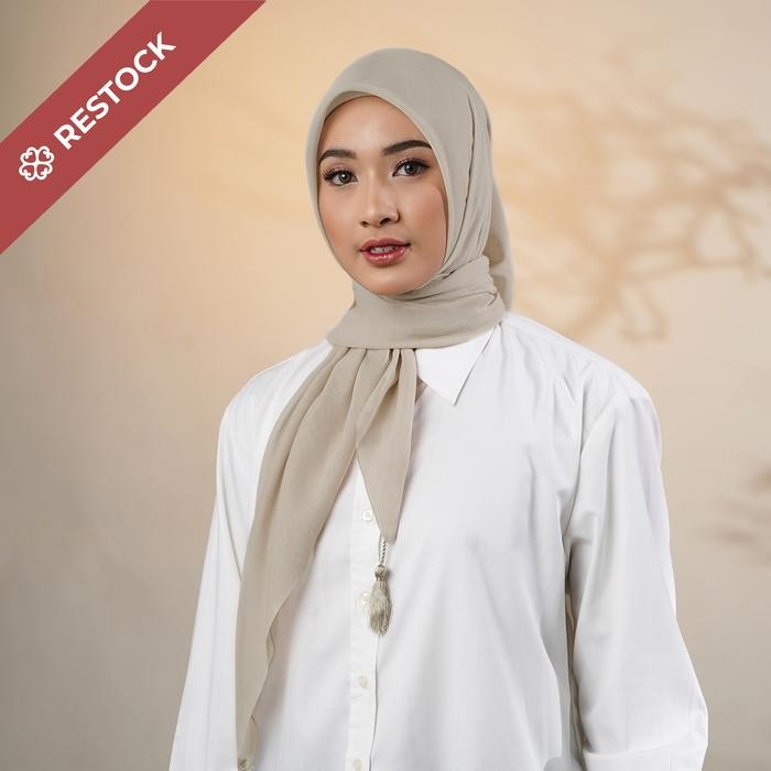 Pilihan- Napocut Hijab - Plain Tassel - Hijab Segiempat Paris Jepang Premium Ronce 115 X 115 Cm
