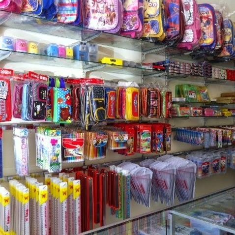 BRACKET KACA 25 CM PUTIH DAUN BRAKET SIKU AMBALAN RAK DINDING 25CM AND