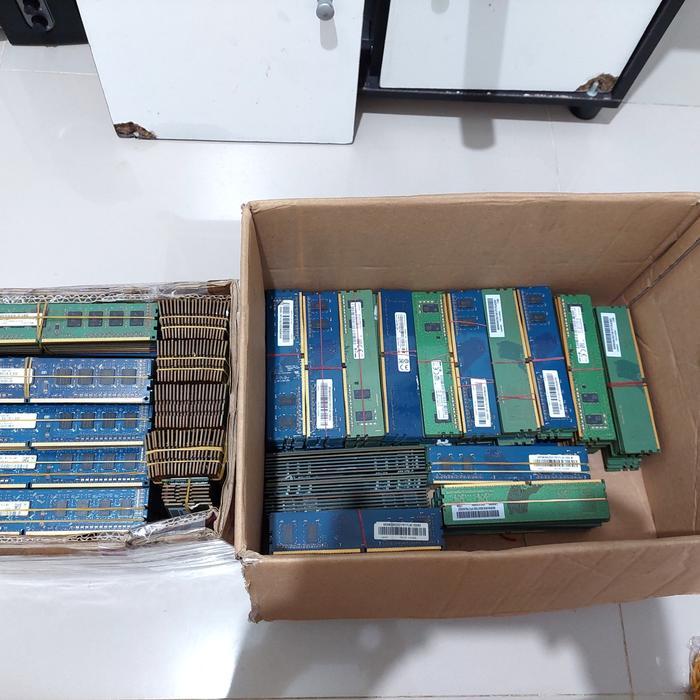 MEMORY PC KOMPUTER LONGDIMM DDR4 4 GB COPOTAN UNIT BUIL UP - 06/26