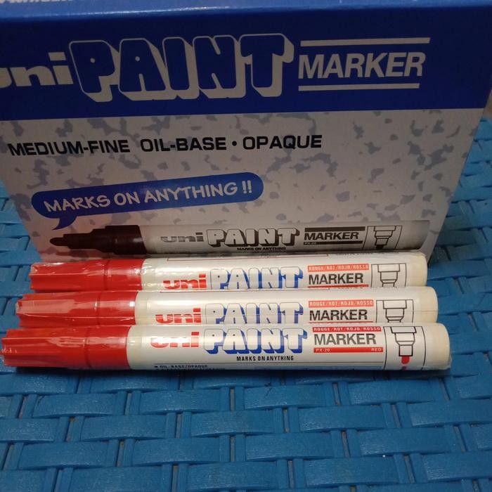 

New pain tmaker uni paint px 20 red