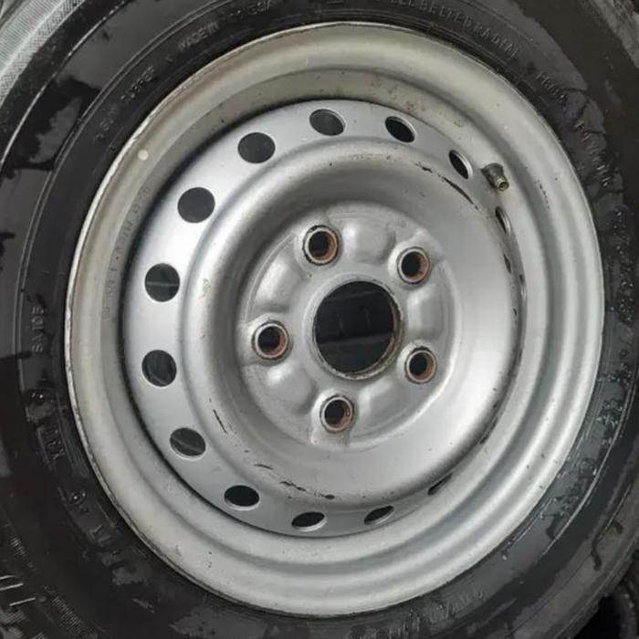 kaleng R13 pcd 5x114+ ban baru 165 LT GT maksimiler