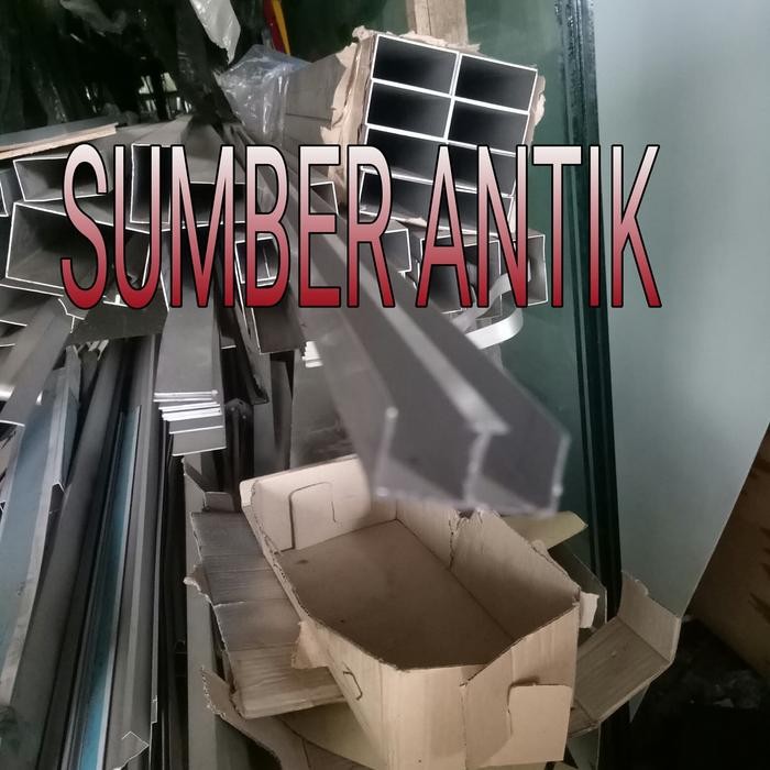 REL M SLIDING SHOWCASE ETALASE ALUMINIUM