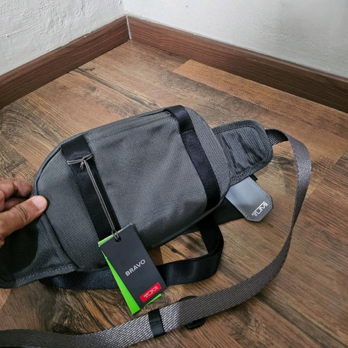 Tumi Alpha Bravo Recruit Chest Pack bag 2 in 1 New
