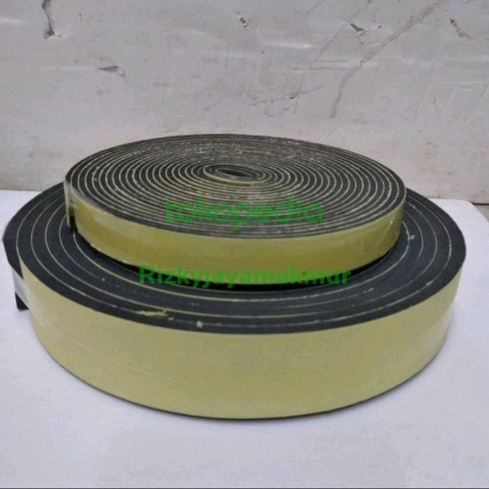 

Sponge Tape Hitam 5Mm X 15Mm X 10M