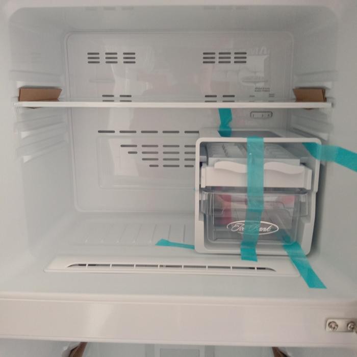 Kulkas 2 Pintu Polytron Belleza 240 Liter PRW25MN PRW-25MN