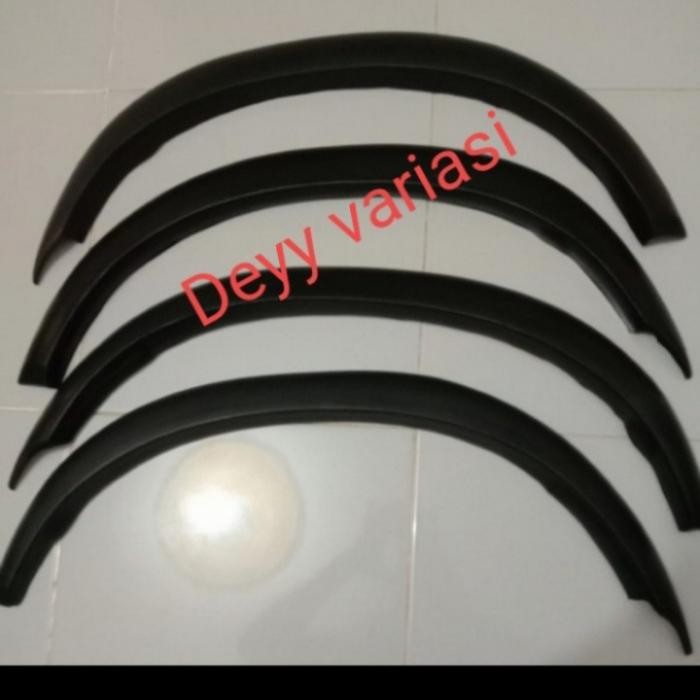 Over Fender Avanza 2005-2011