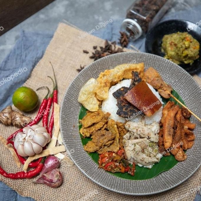 ge4i- Babi Guling Pak Malen Khas Bali Asli