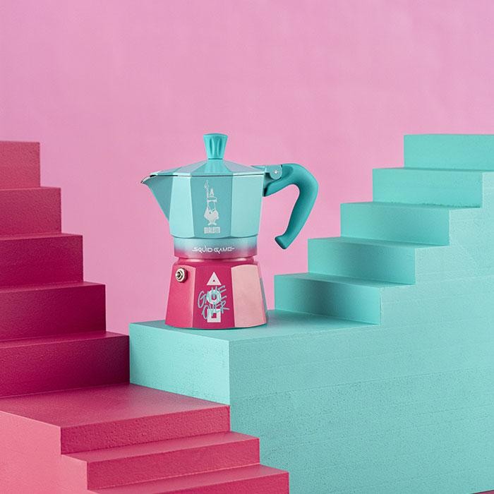 

BIALETTI - MOKAPOT MOKA EXPRESS SQUID GAME - MOKAPOT 3 CUPS