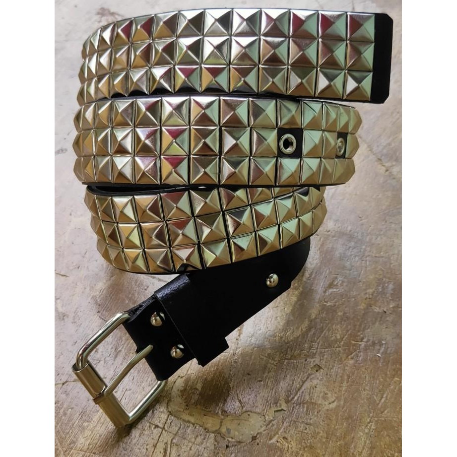 GESPER PUNK SPIKE PYRAMID