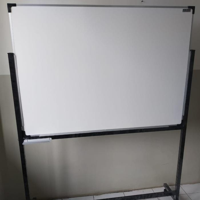 

White Board 90 X 120 Stand Roda
