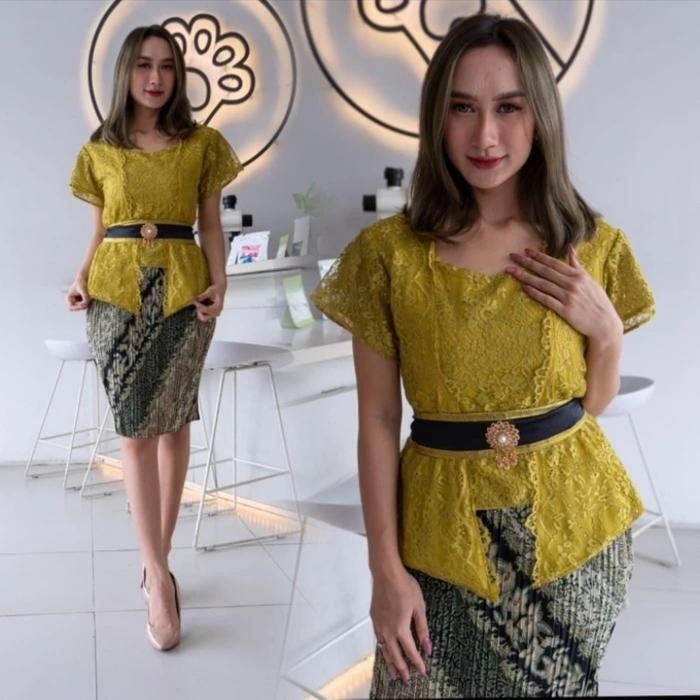 setelan kebaya model bali/kebaya lengan pendek modis store/ferrymena