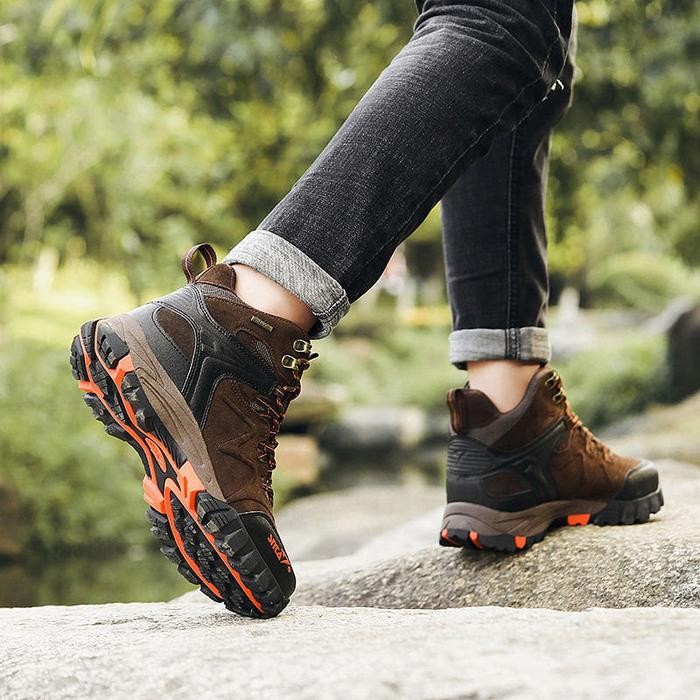 Sepatu Gunung SNTA 496 - Brown Orange Semi Waterproof + Tali Cadangan