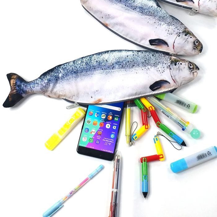 

TEMPAT PENSIL POUCH HP KOSMETIK IKAN SALMON KANVAS TEBAL KADO UNIK STATIONERY